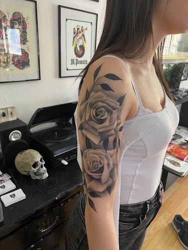 Negocio Alone Electric Tattooing
