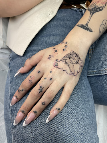 De La Fleur Tattoo