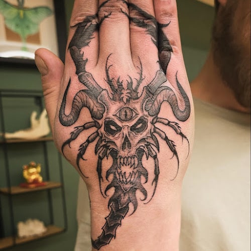 La Crypte Tattoo