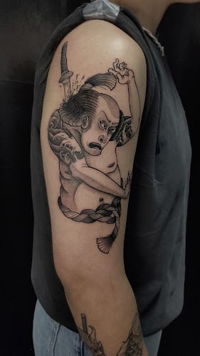 Oko Tattoo - Salon De Tatouage - Geneve