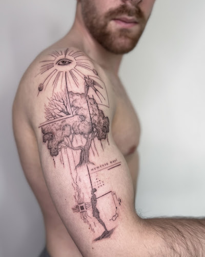 Negocio Serenay - Fineline Tattoos