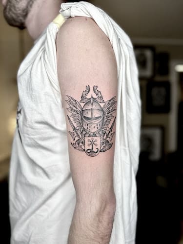 Negocio The Golden Moon Tattoo Atelier